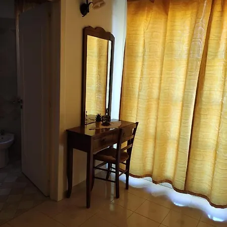 Tenuta I Giardini Del Salento Bed & Breakfast Veglie