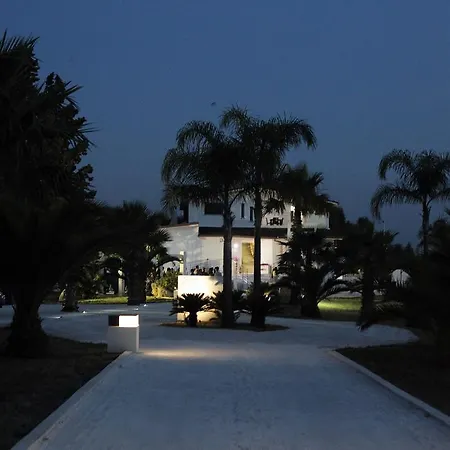 Tenuta I Giardini Del Salento Nocleg ze śniadaniem