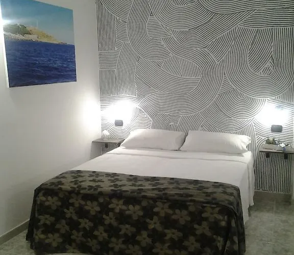 לינה וארוחת בוקר Tenuta I Giardini Del Salento 3*